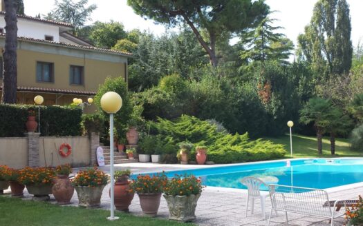 VILLA VITTORIO – Pesaro